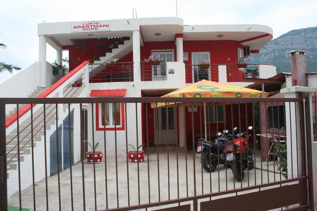 Lukic Apartmani Bar Exterior foto