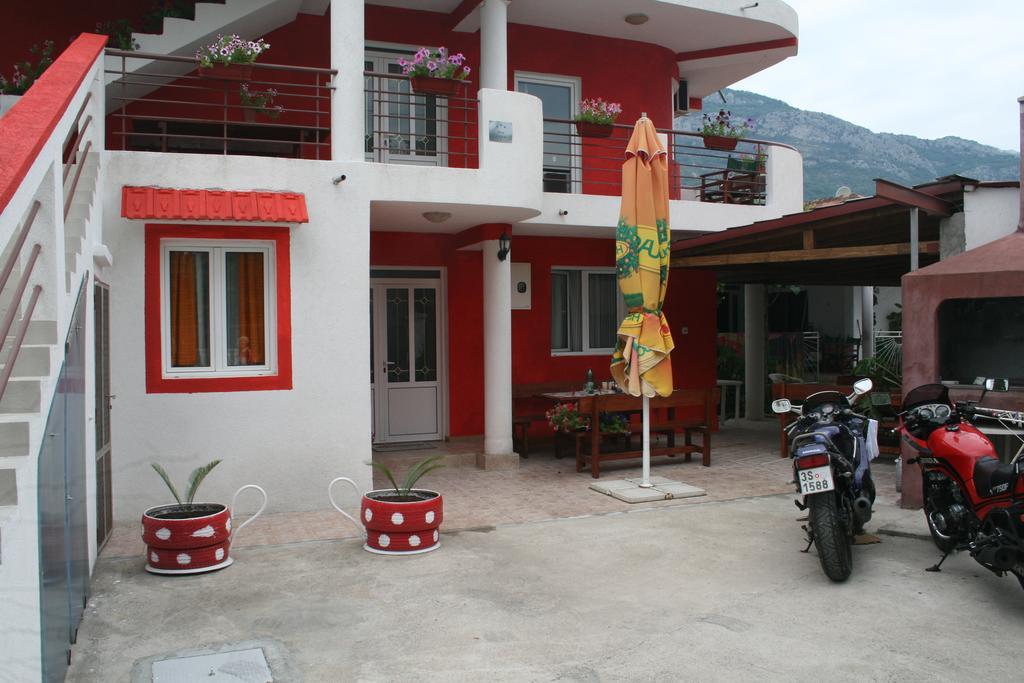 Lukic Apartmani Bar Exterior foto