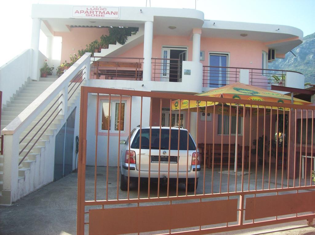 Lukic Apartmani Bar Exterior foto