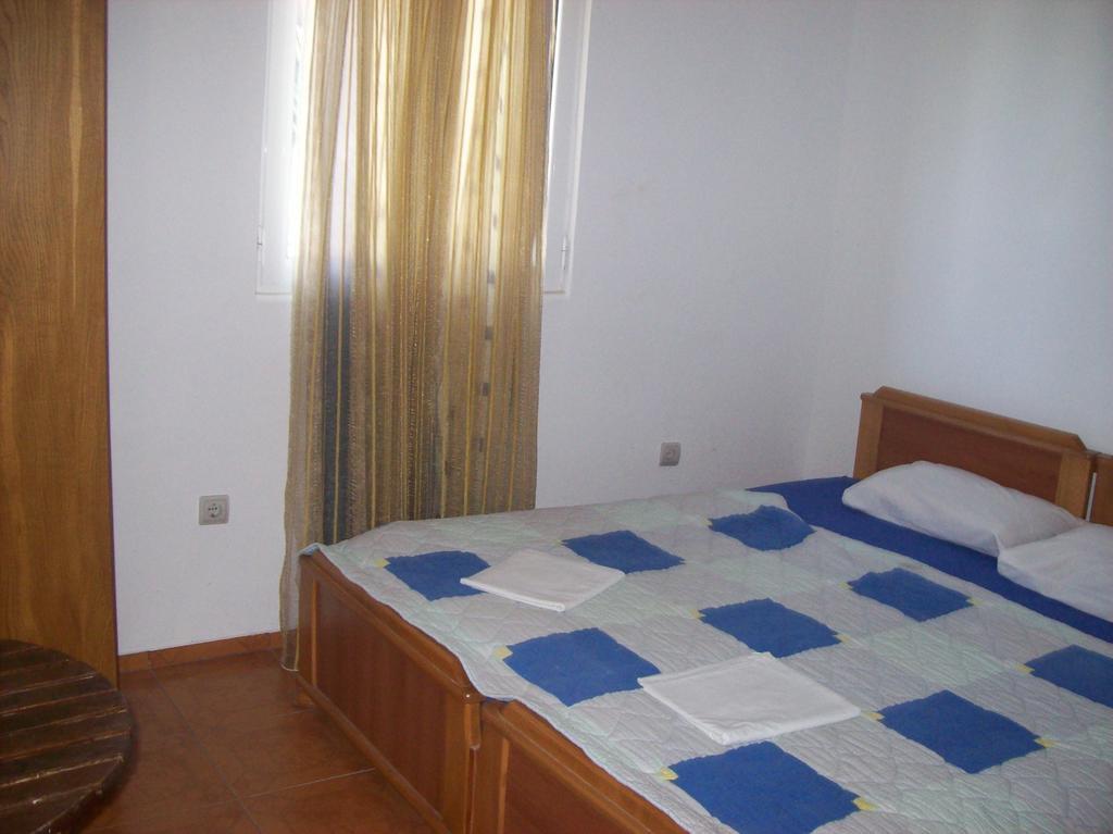 Lukic Apartmani Bar Zimmer foto