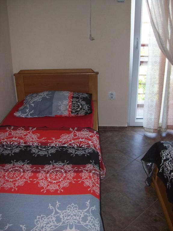 Lukic Apartmani Bar Exterior foto