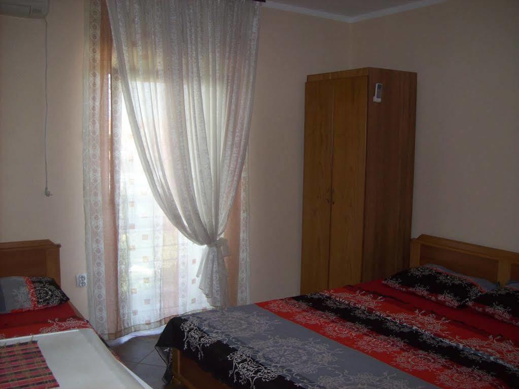 Lukic Apartmani Bar Exterior foto