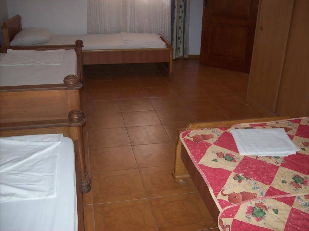 Lukic Apartmani Bar Exterior foto